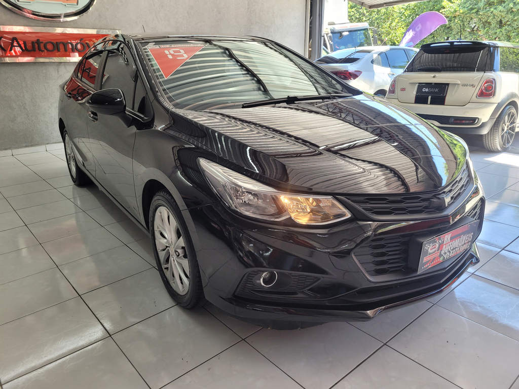 Chevrolet Cruze Preto