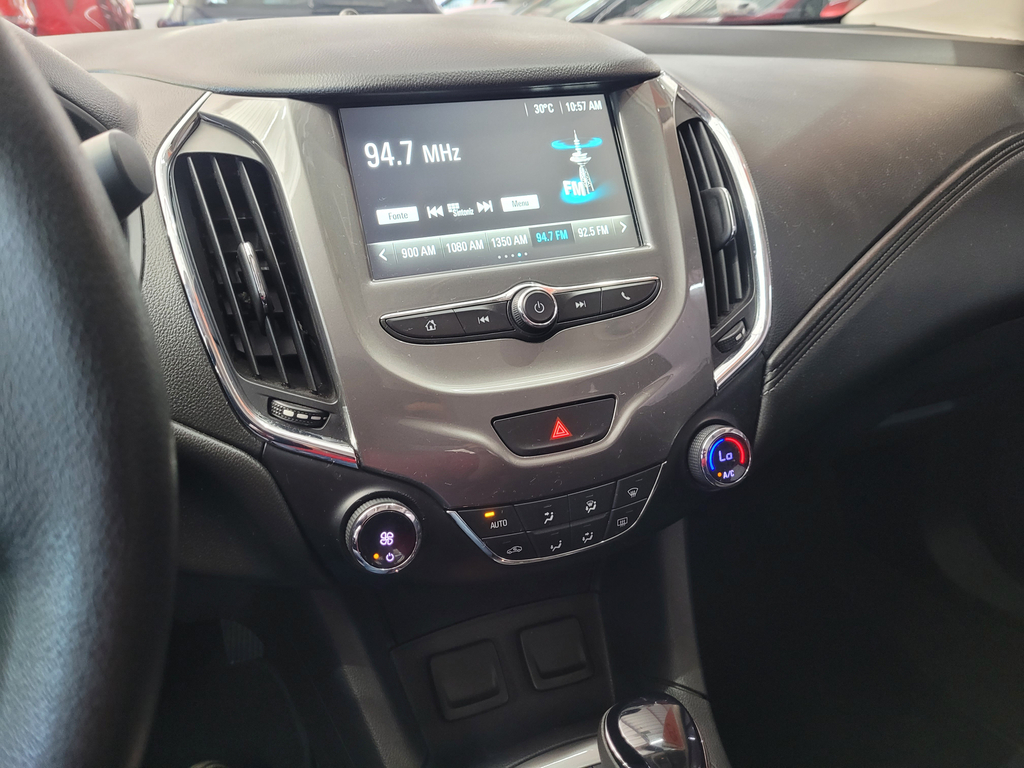 Chevrolet Cruze Preto