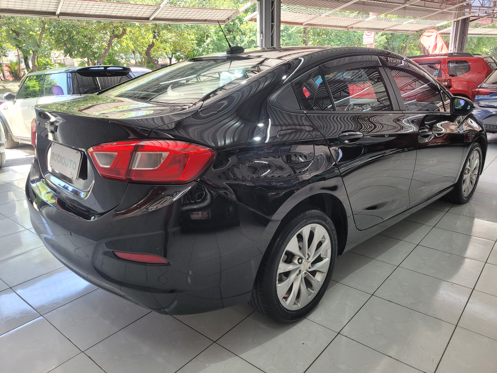 Chevrolet Cruze Preto