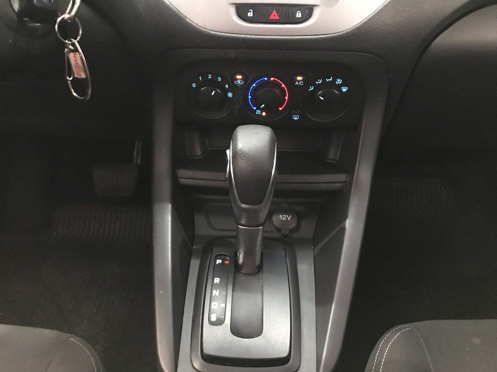 Ford Ka Sedan Branco