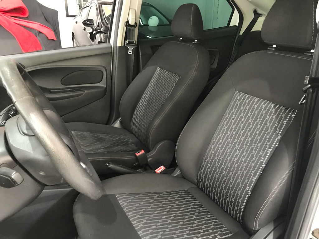 Ford Ka Sedan Branco