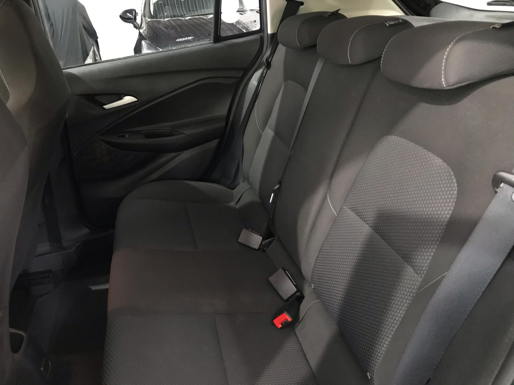Chevrolet Onix Preto