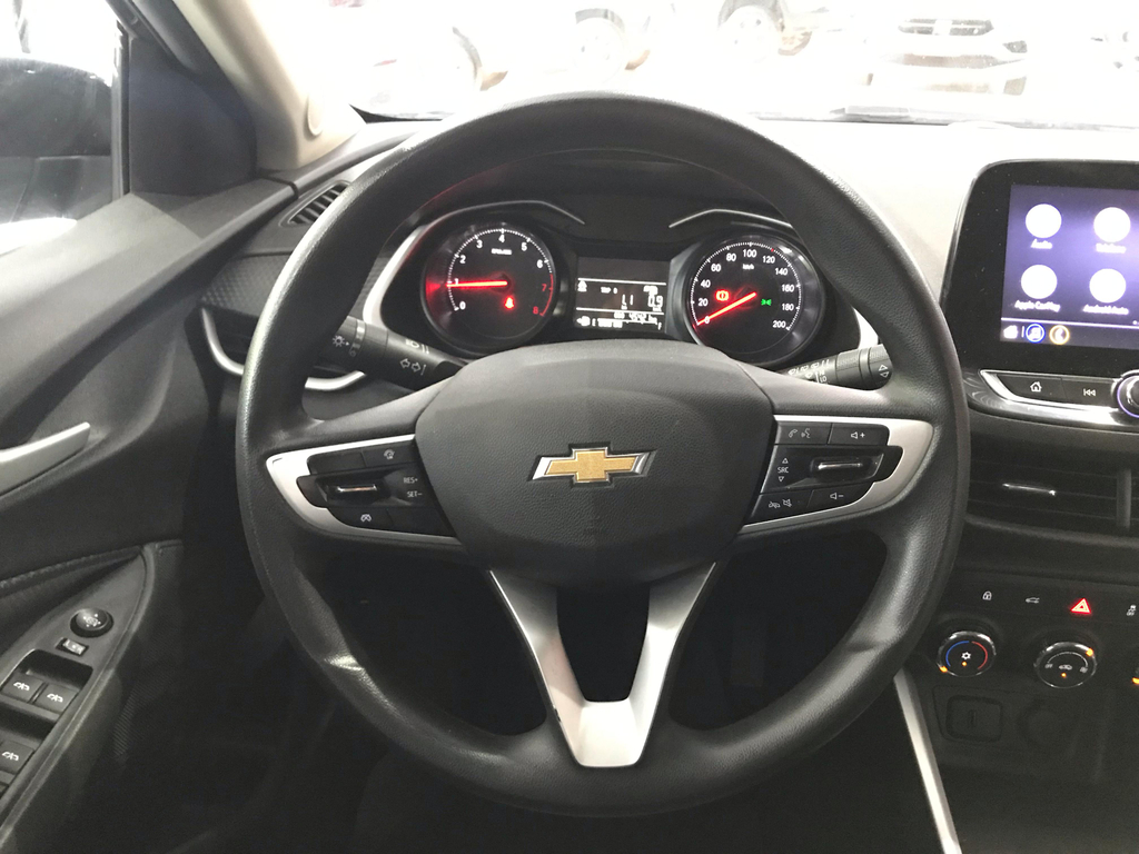 Chevrolet Onix Preto