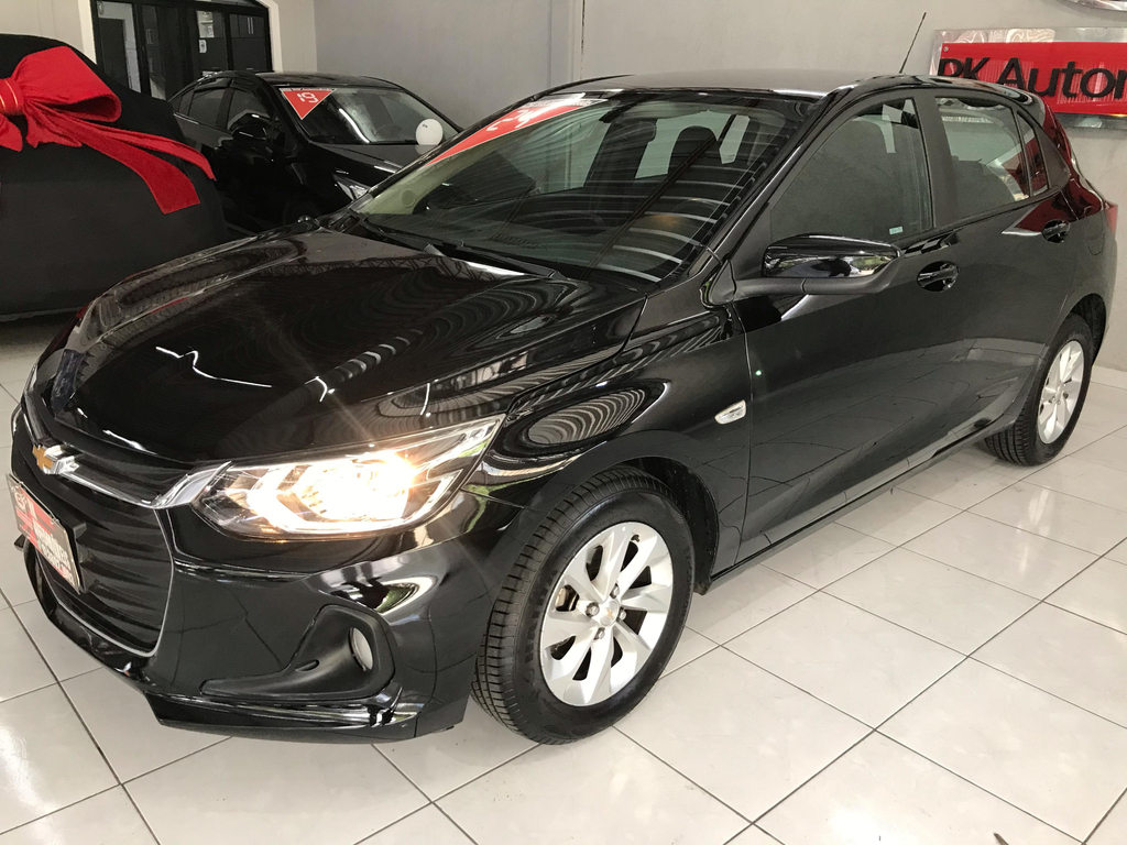 Chevrolet Onix Preto