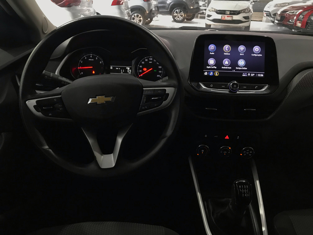 Chevrolet Onix Preto