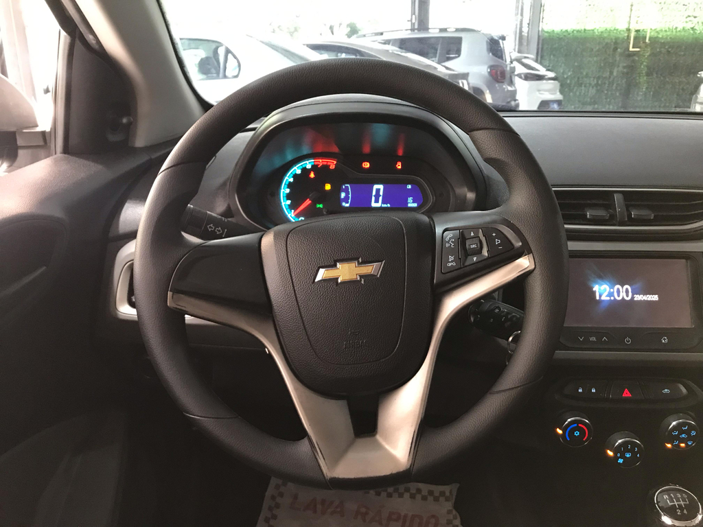 Chevrolet Onix Branco