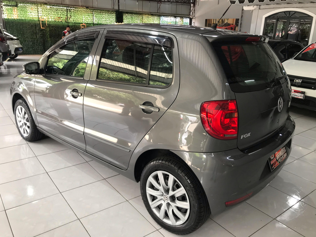 Volkswagen Fox Cinza