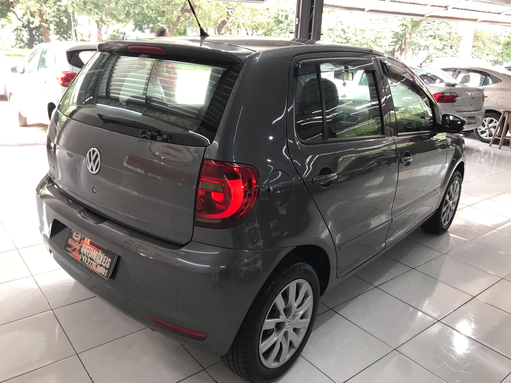 Volkswagen Fox Cinza