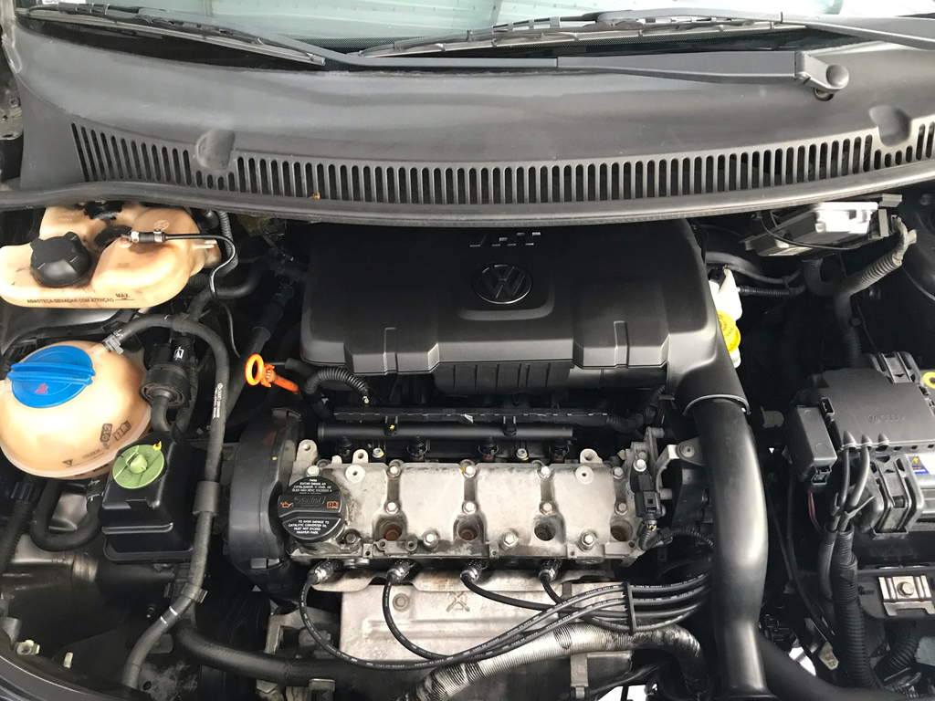 Volkswagen Fox Cinza