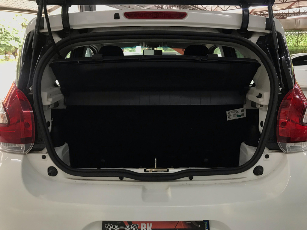 Fiat Mobi Branco