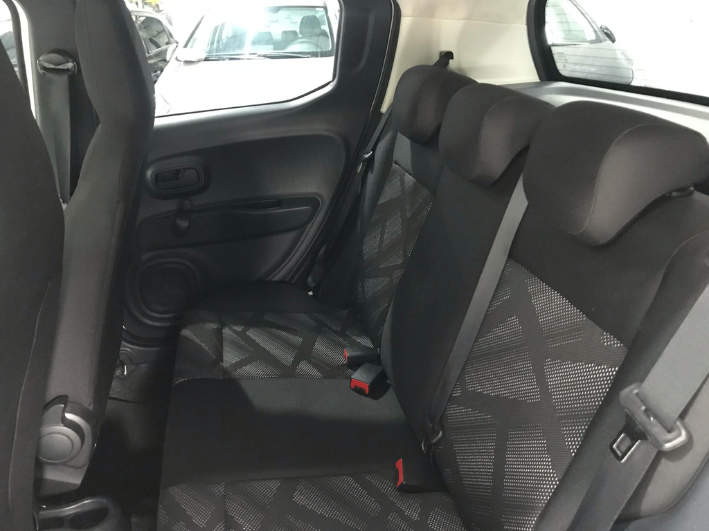 Fiat Mobi Branco
