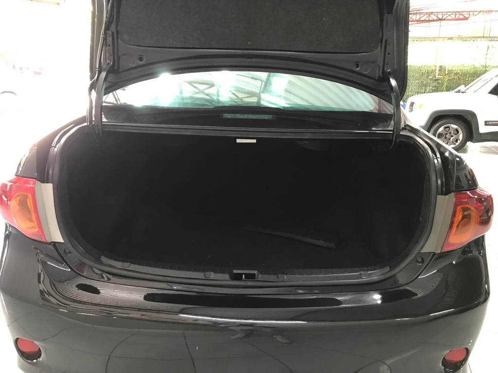 Toyota Corolla Preto