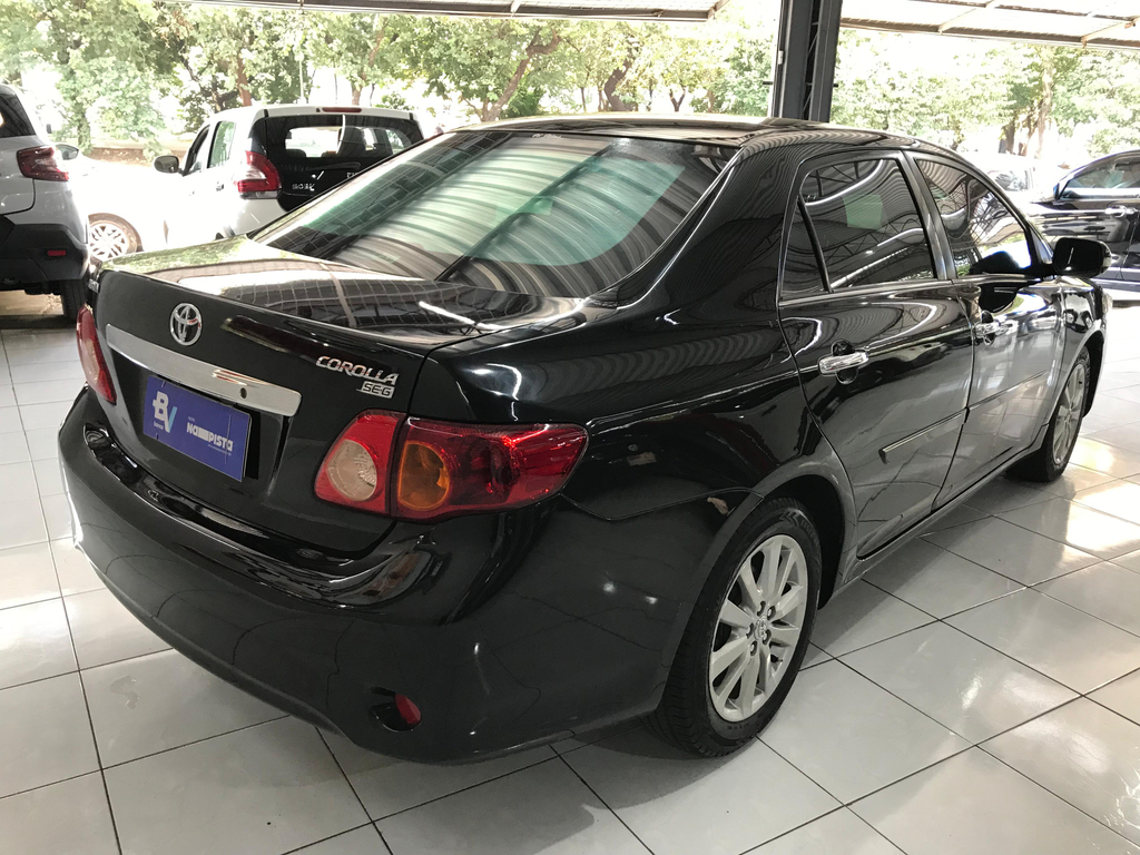 Toyota Corolla Preto