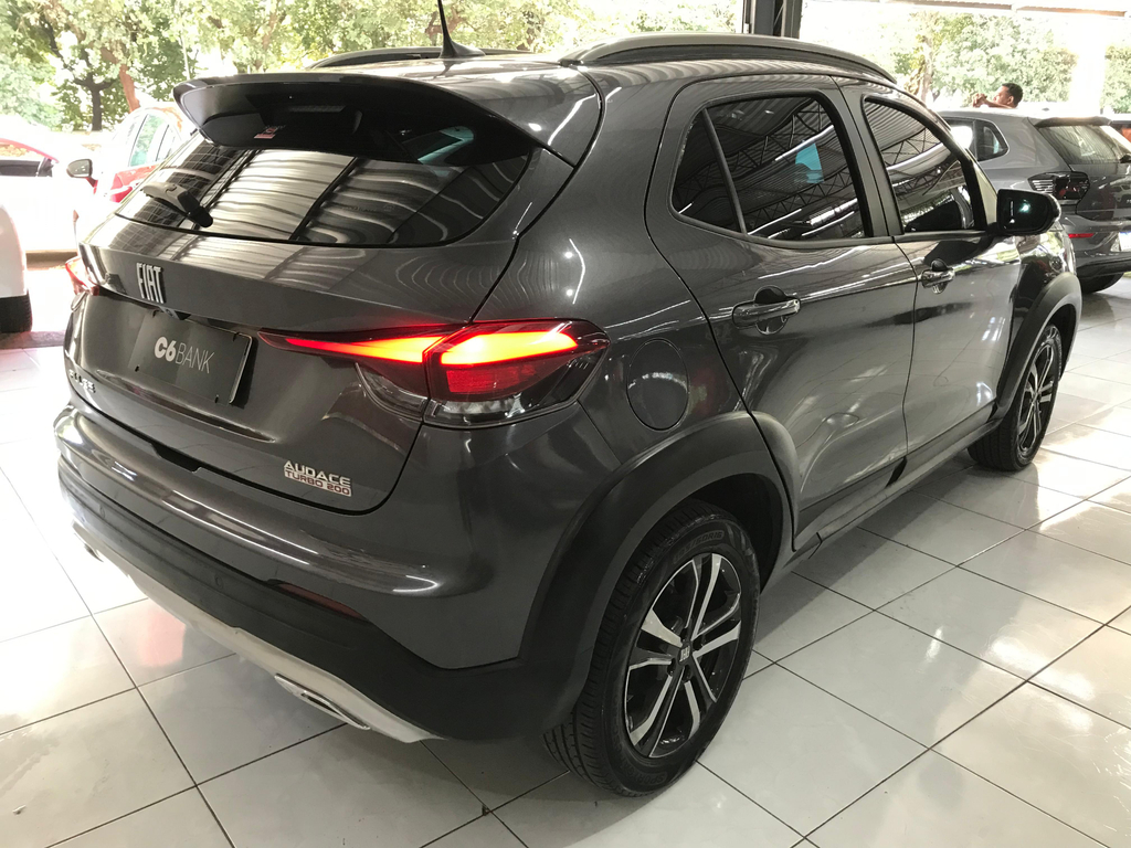 Fiat PULSE Cinza