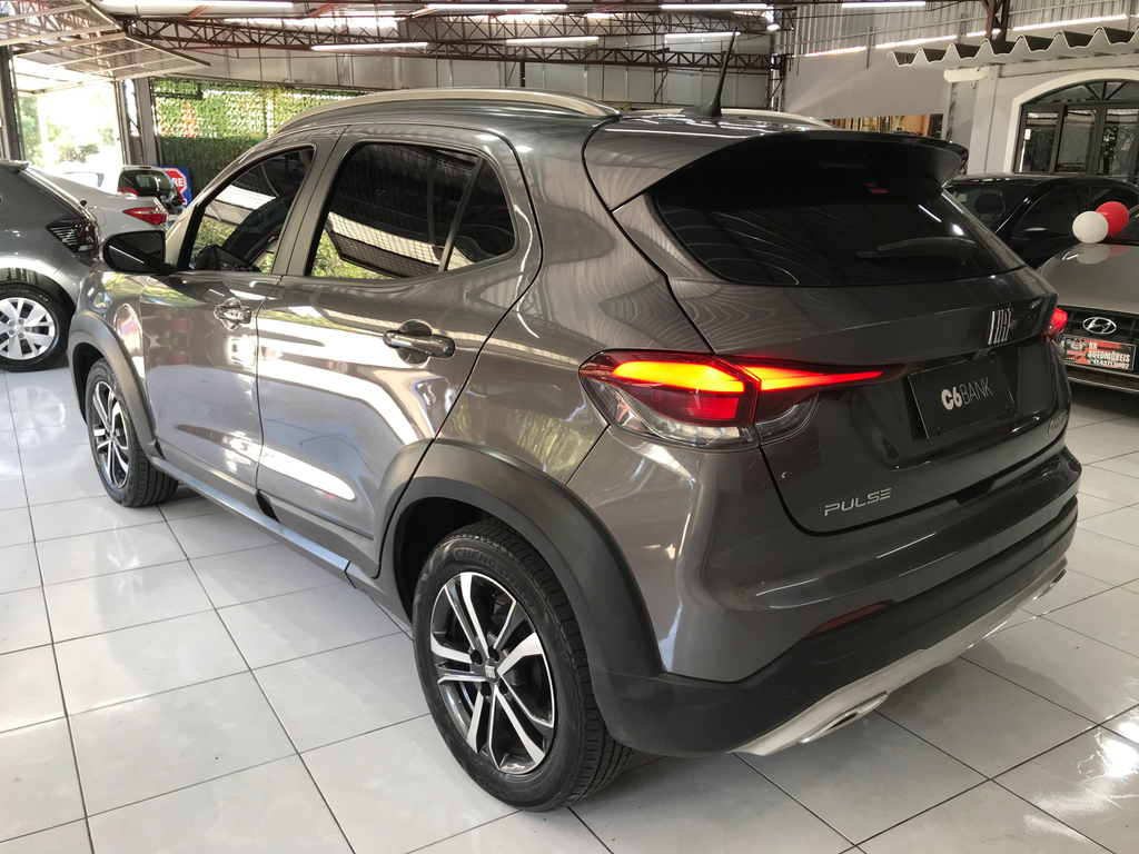 Fiat PULSE Cinza