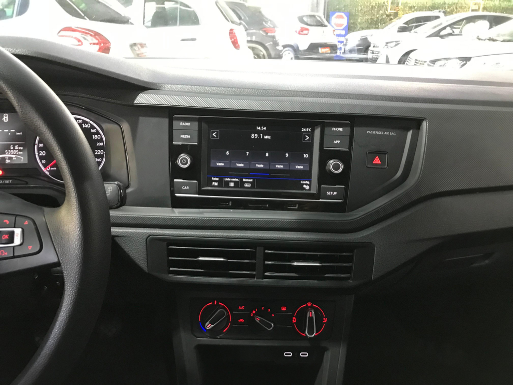 Volkswagen Polo Cinza