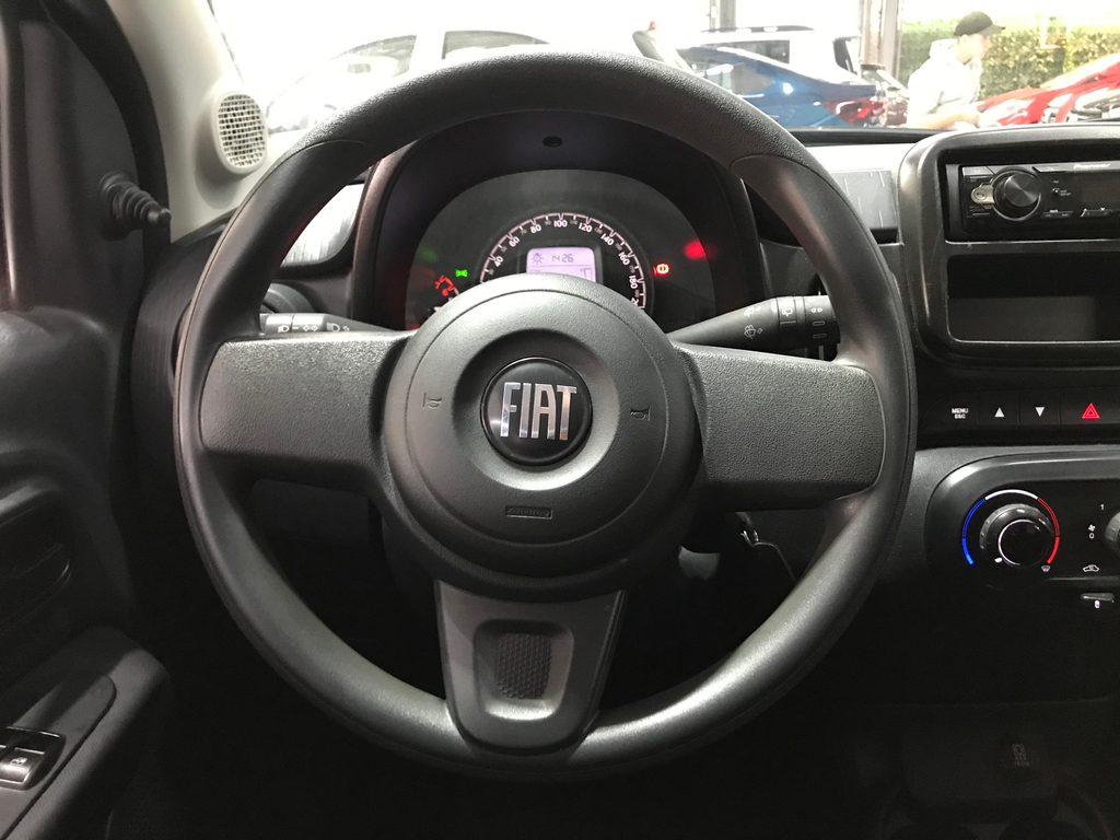 Fiat Mobi Cinza