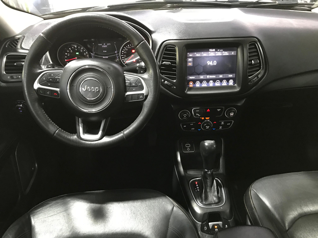 Jeep Compass Preto
