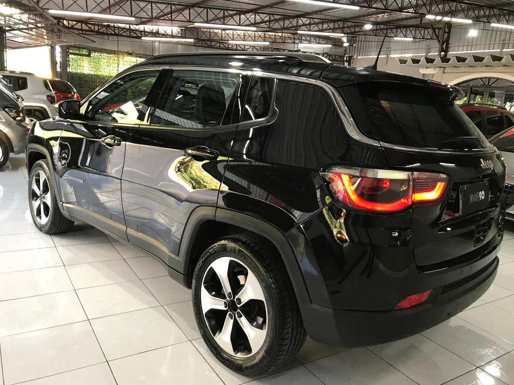 Jeep Compass Preto