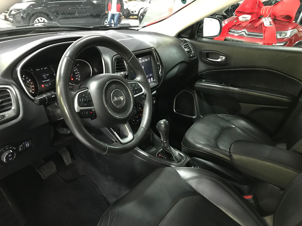 Jeep Compass Preto