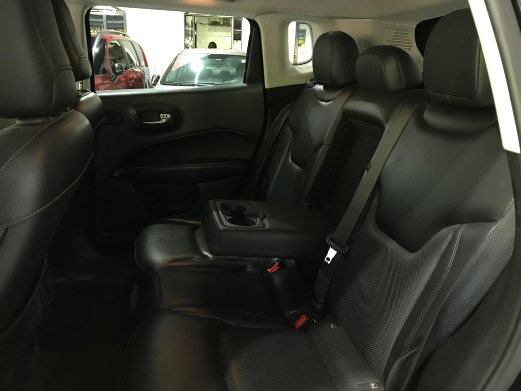 Jeep Compass Preto