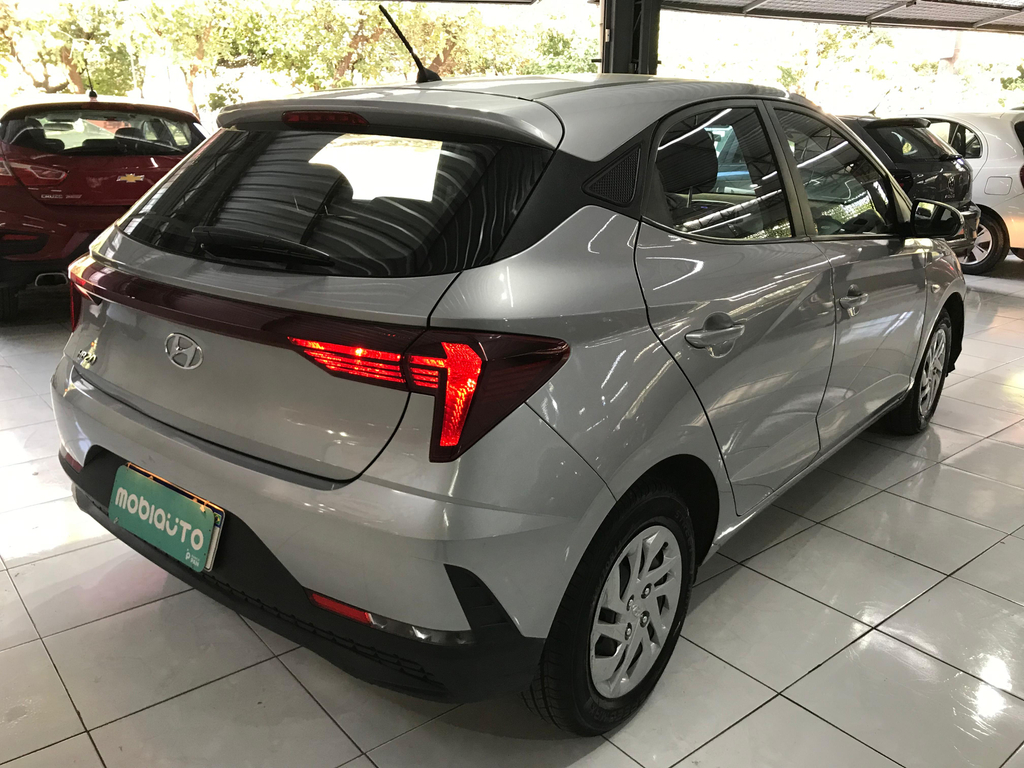 Hyundai HB20 Prata