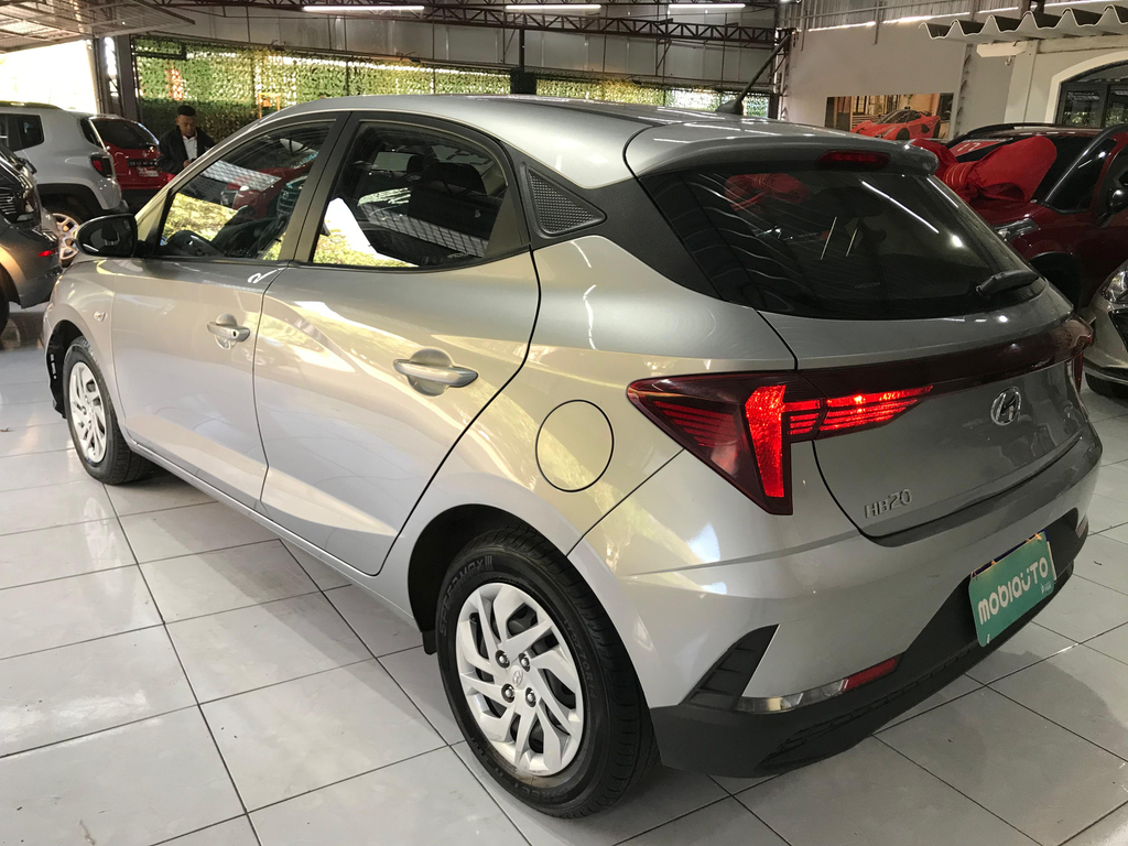 Hyundai HB20 Prata