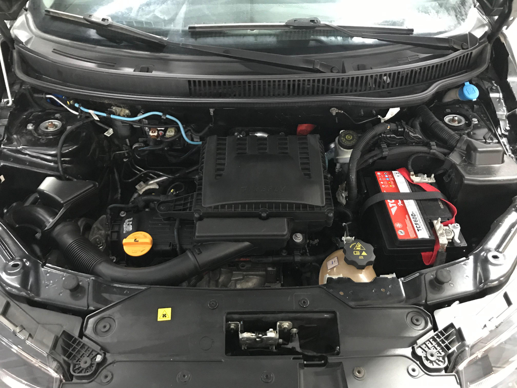 Fiat Strada Preto
