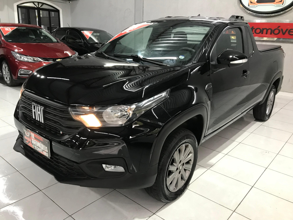 Fiat Strada Preto