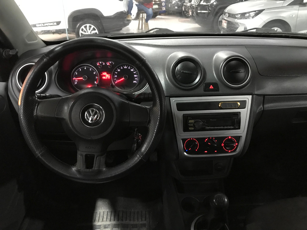 Volkswagen Voyage Prata