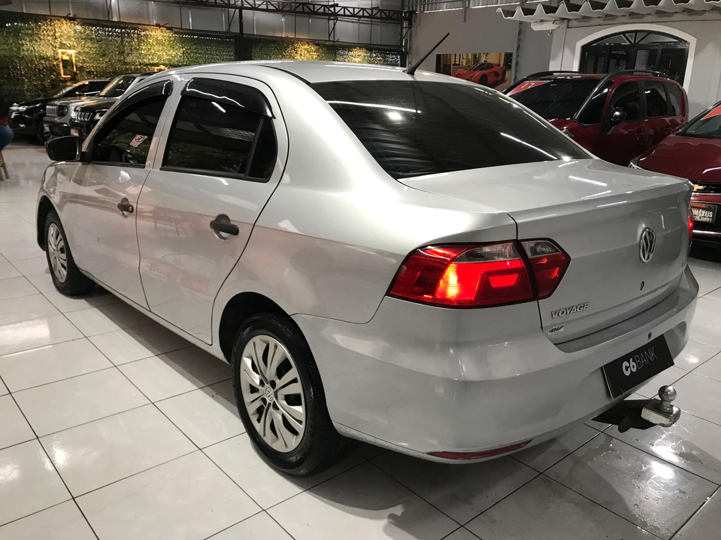 Volkswagen Voyage Prata