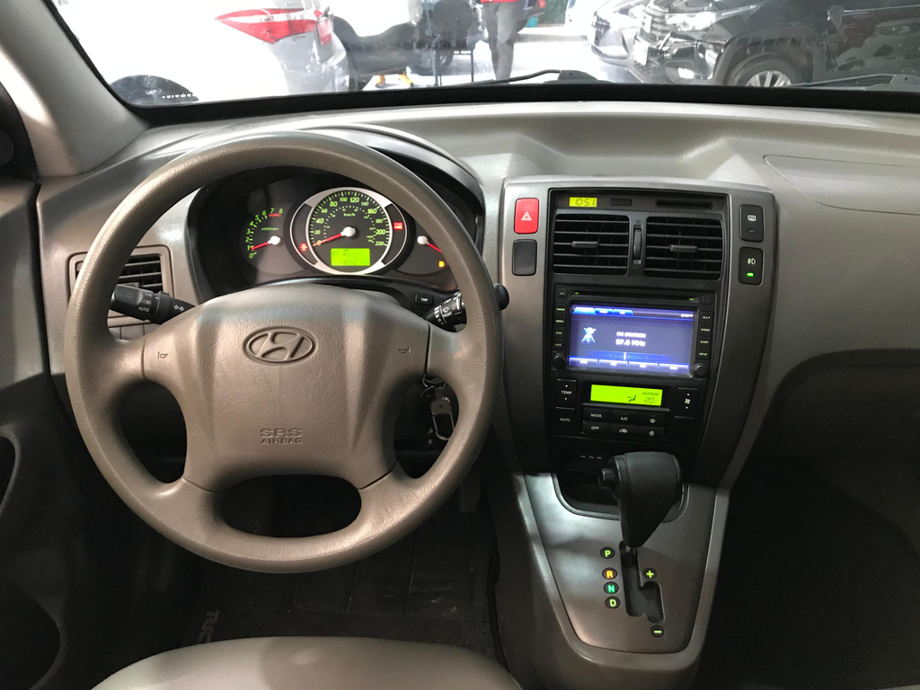 Hyundai Tucson Cinza