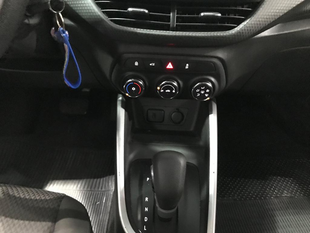 Chevrolet Onix Branco