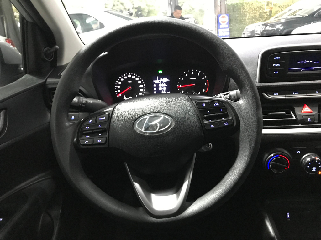 Hyundai HB20 Prata