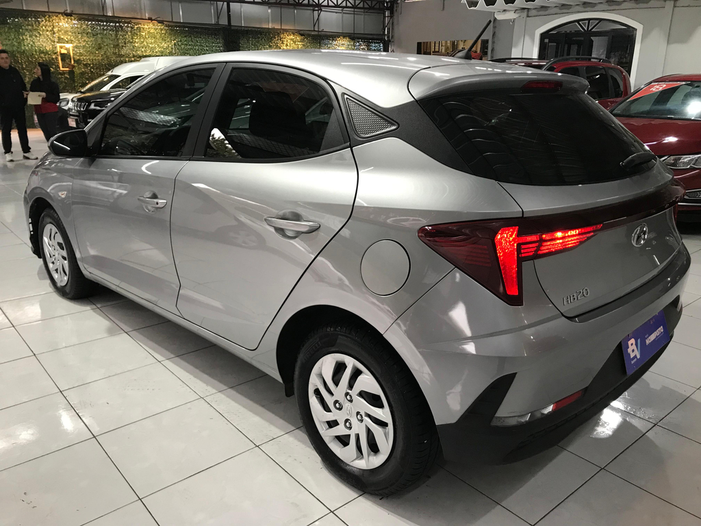 Hyundai HB20 Prata