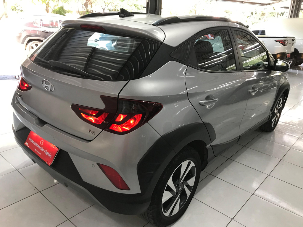 Hyundai HB20X Prata