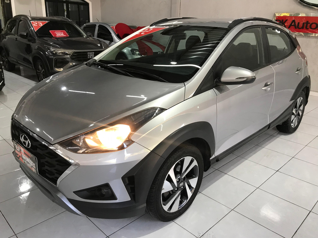 Hyundai HB20X Prata