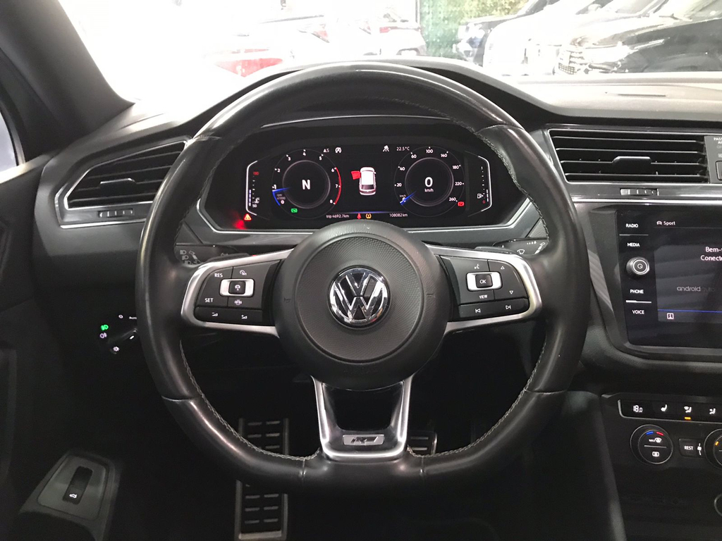 Volkswagen Tiguan Cinza