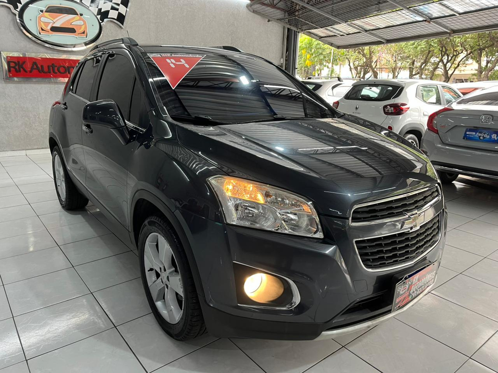 Chevrolet Tracker Cinza