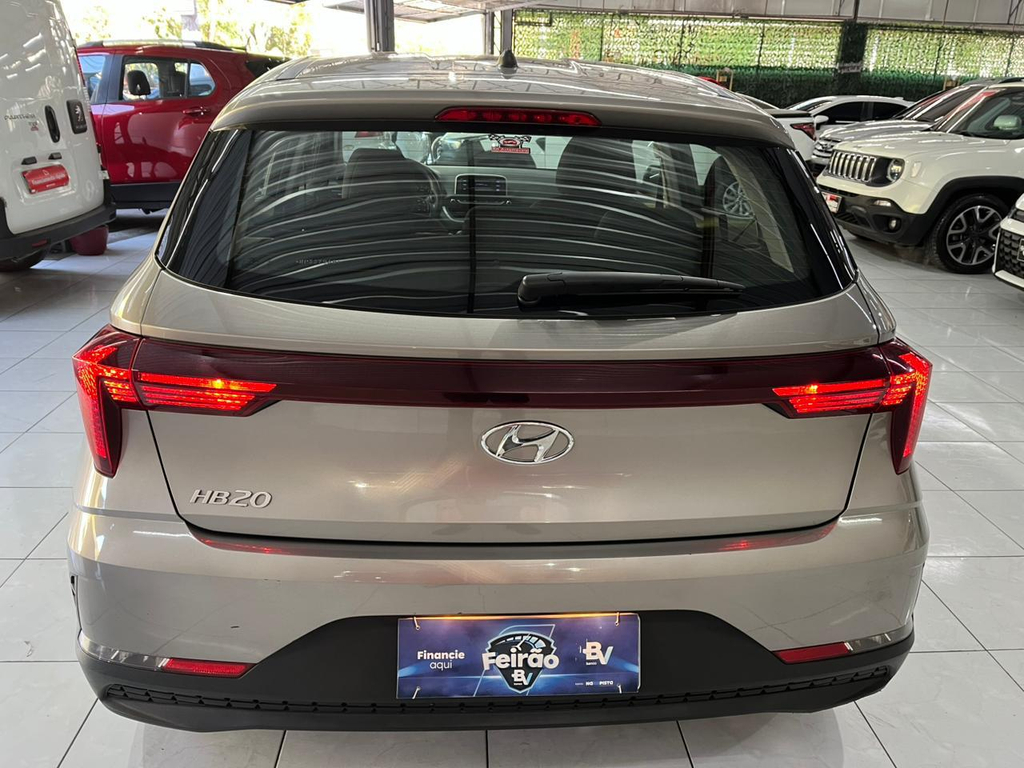 Hyundai HB20 Prata