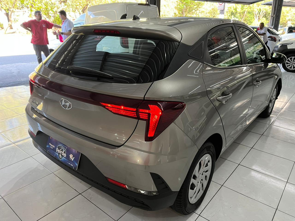 Hyundai HB20 Prata