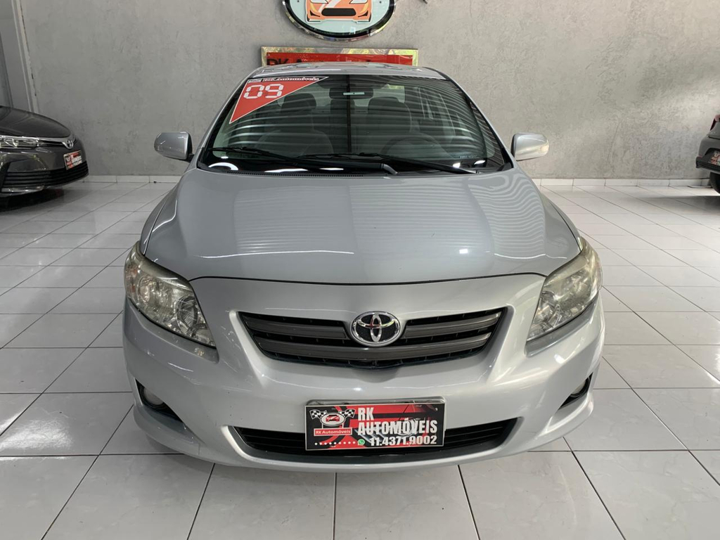 Toyota Corolla Prata