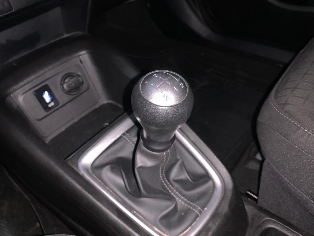 Hyundai HB20 Prata
