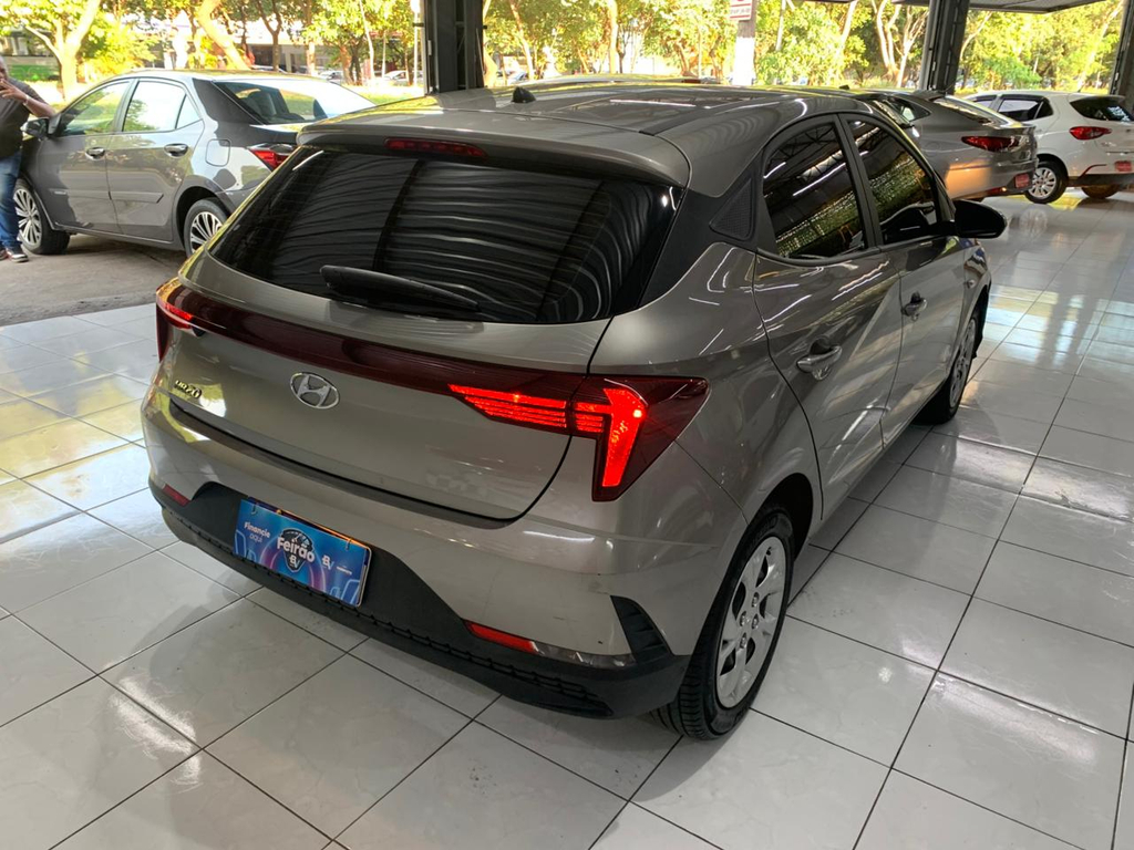 Hyundai HB20 Prata
