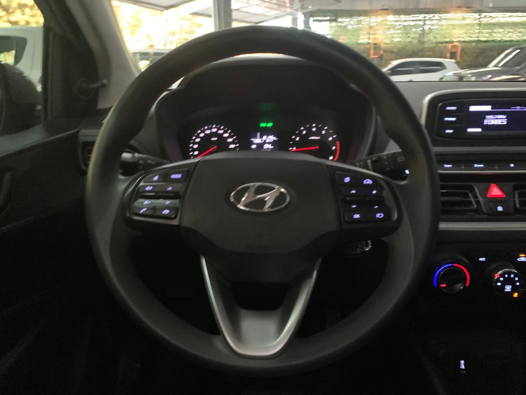 Hyundai HB20 Prata