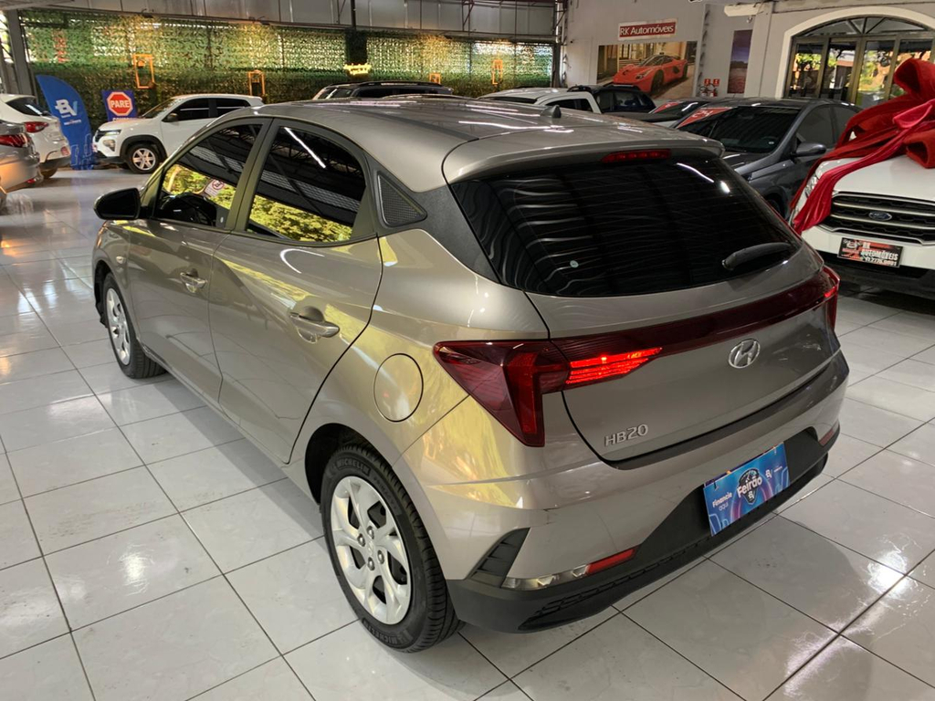 Hyundai HB20 Prata