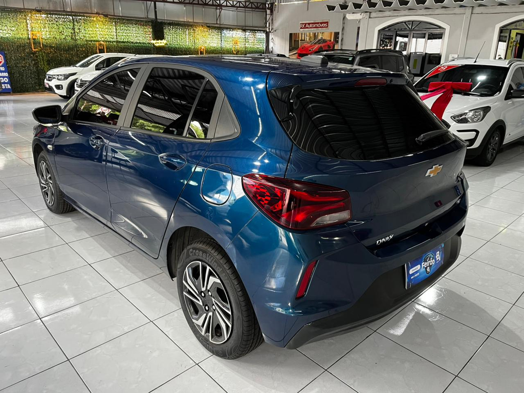 Chevrolet Onix Azul