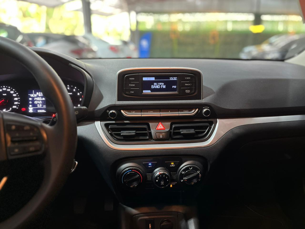 Hyundai HB20 Prata