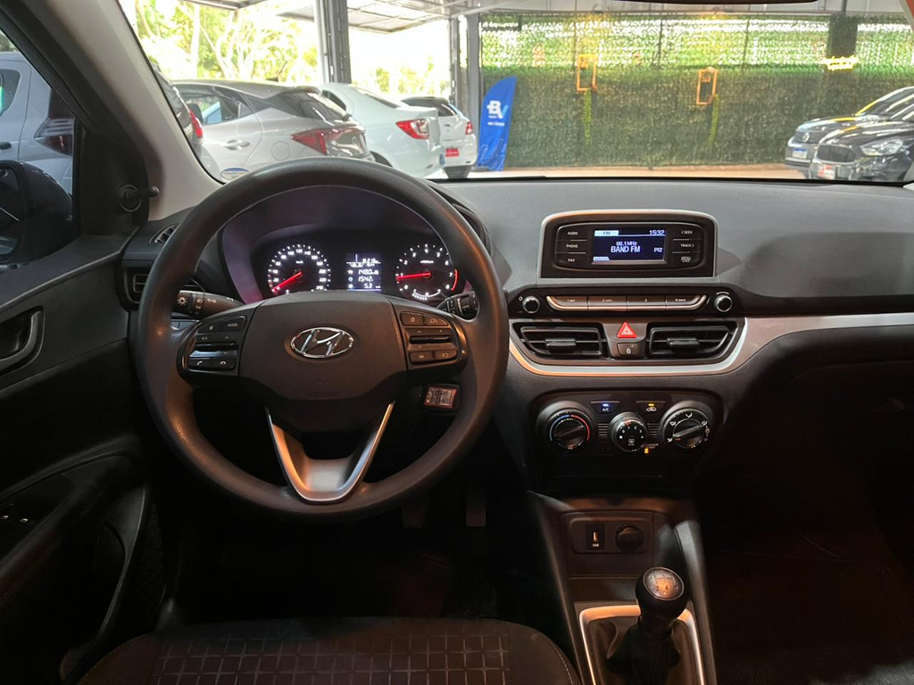 Hyundai HB20 Prata