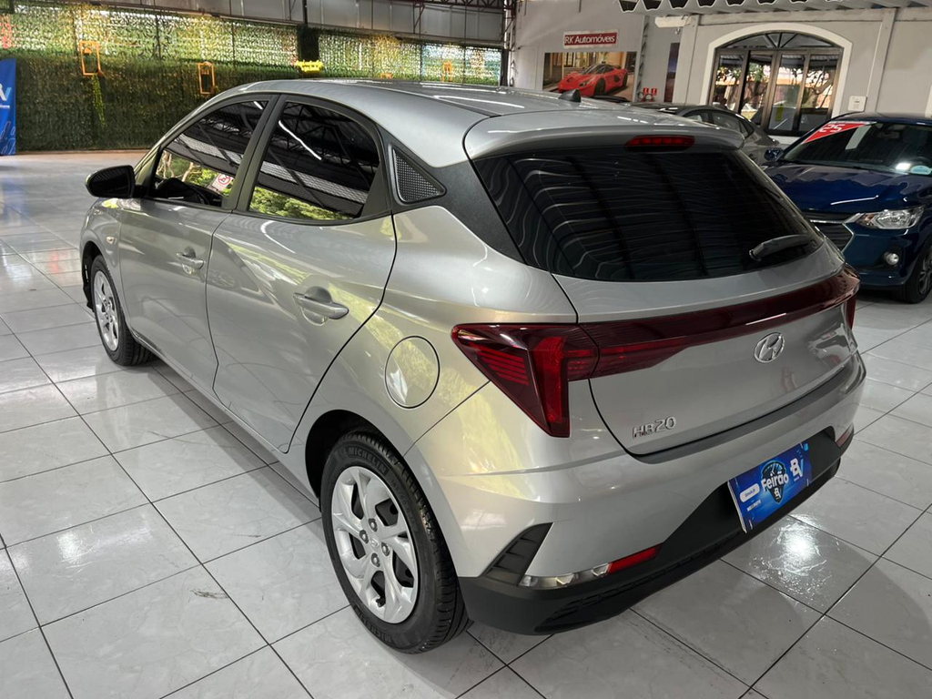 Hyundai HB20 Prata